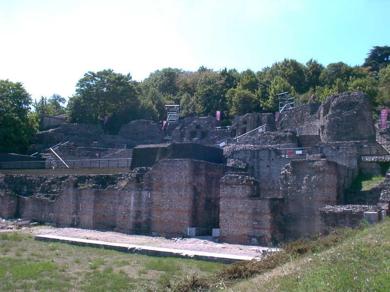 File:TheatreRomain.jpg