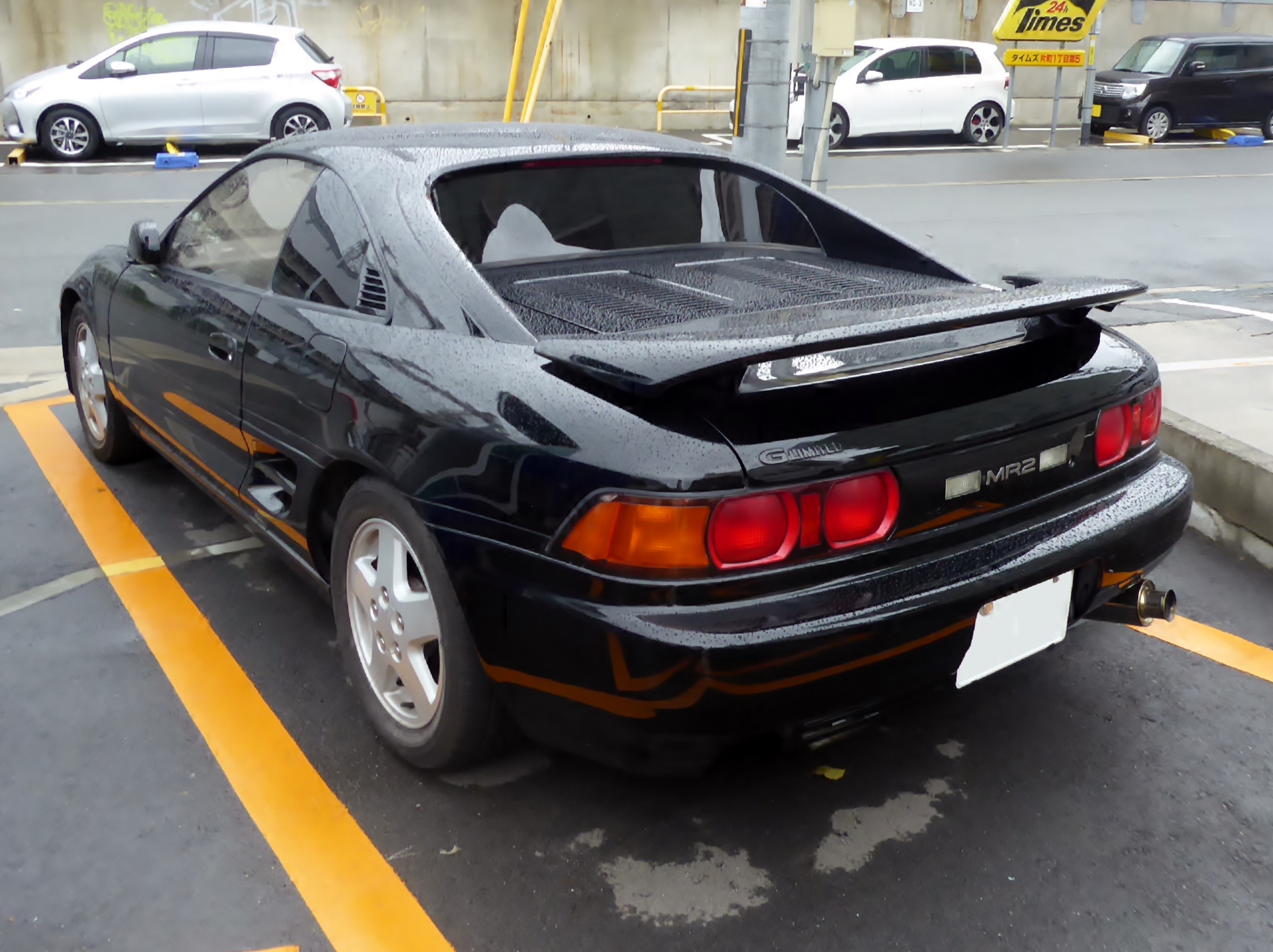 File:Toyota MR2 G-LIMITED (E-SW20) rear.jpg - Wikimedia Commons