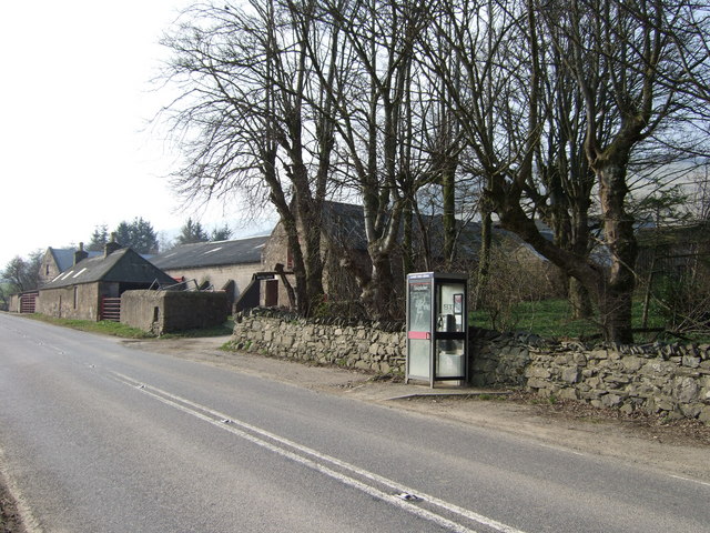 File:Whitelumbs - geograph.org.uk - 386817.jpg