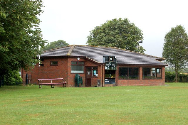 File:Willoughby Cricket Club pavilion - geograph.org.uk - 1395988.jpg