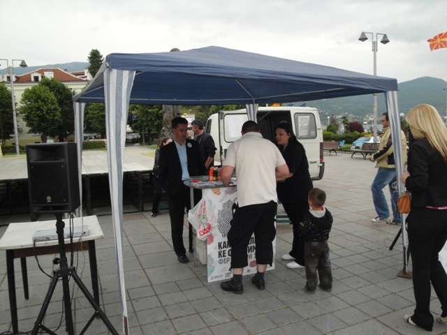 File:МК избори 2011 01.06. Охрид - караван Запад (5787469861).jpg