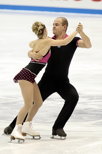 File:2010 NHK Trophy Pairs - Mylene BRODEUR - John MATTATALL - 6352a.jpg