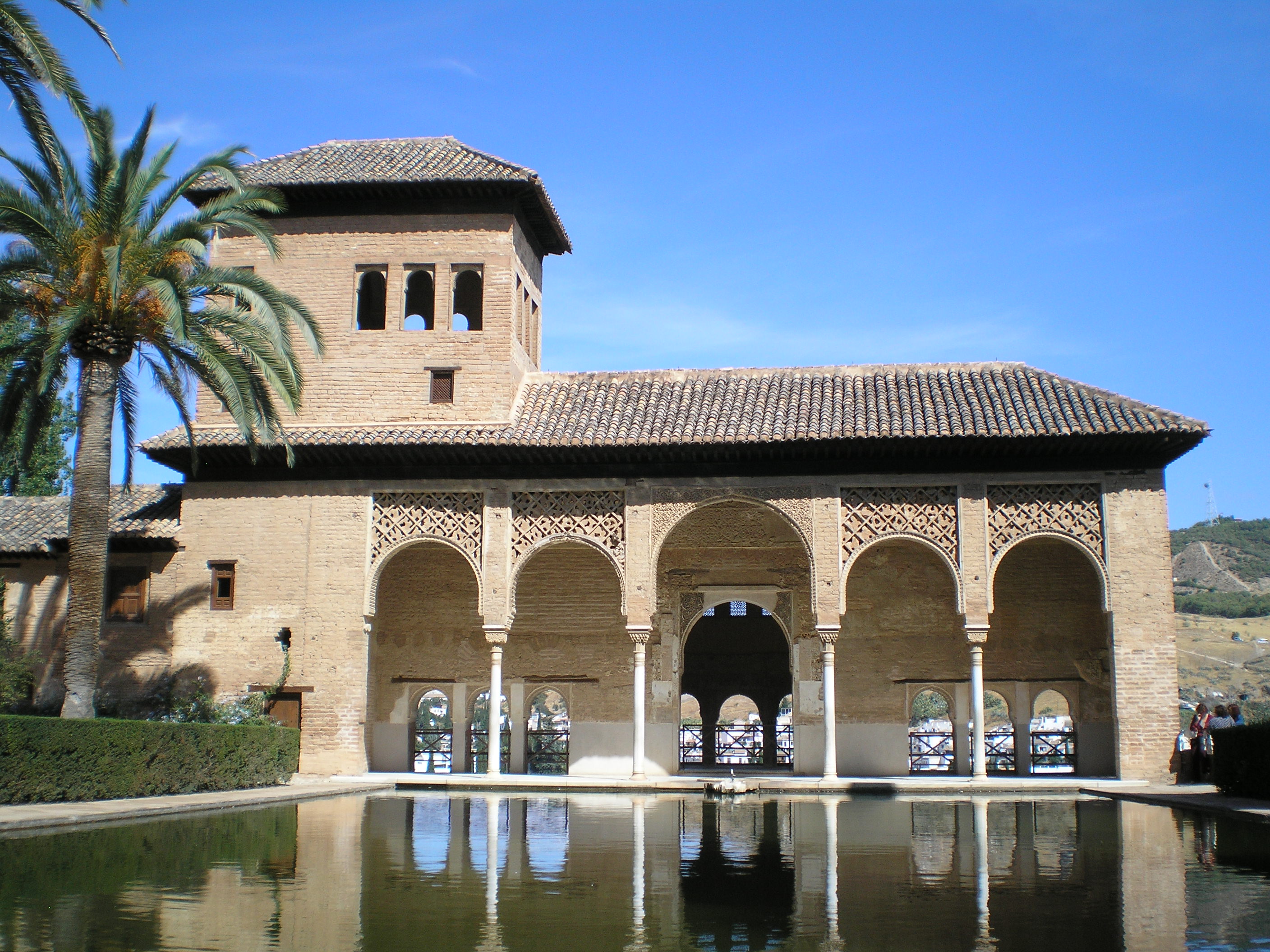 File:Alhambra-El Partal-1.jpg - Wikimedia Commons