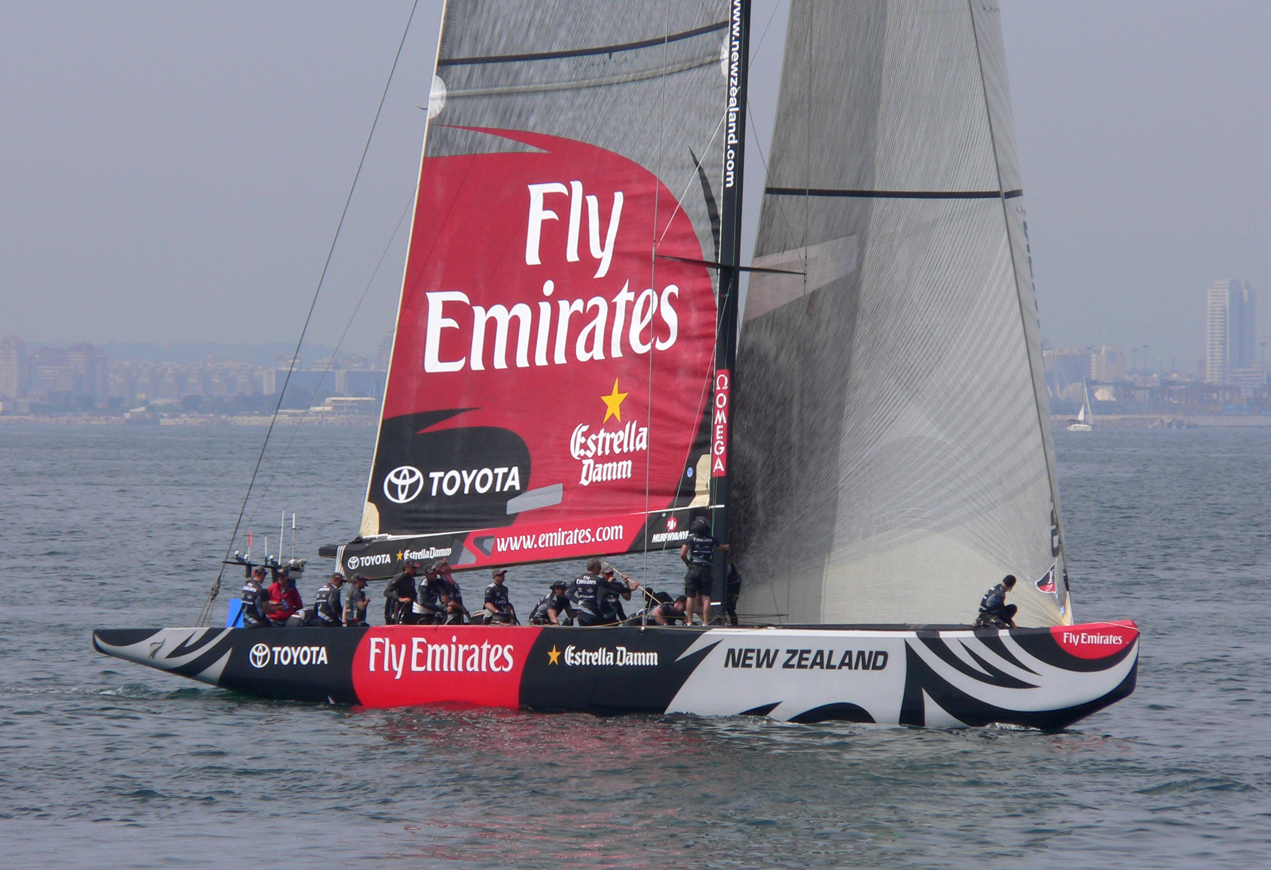 Emirates Team Nz Win The Louis Vuitton Cup