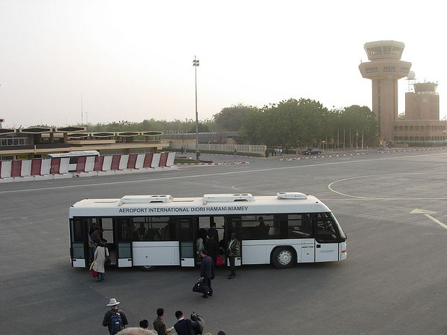 File:Bus at Diori Hamani Airport 2007.jpg