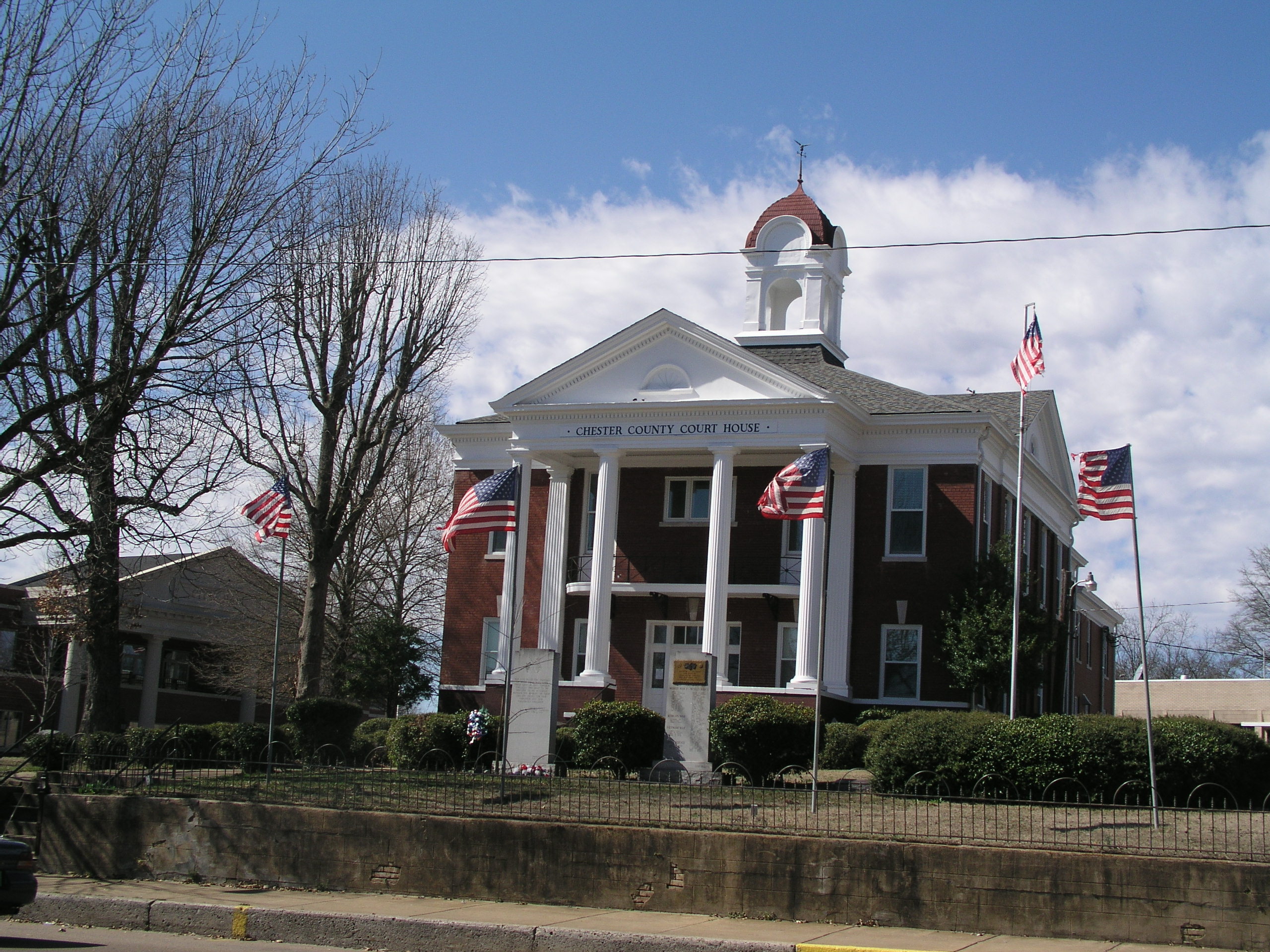 Miestny úrad Chester_county_tennessee_courthouse