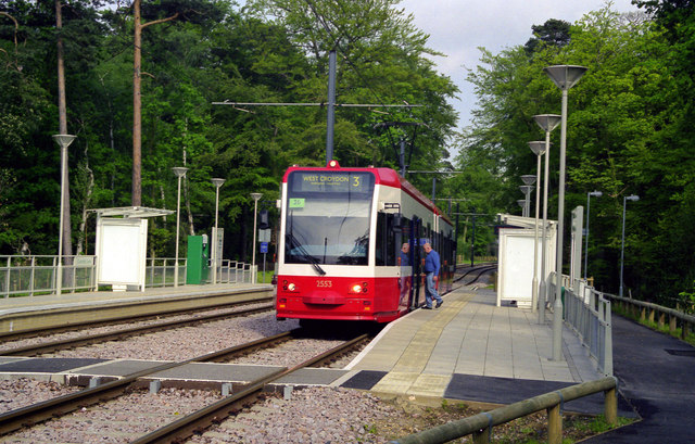 File:Coombe Lane tram stop - geograph.org.uk - 823572.jpg