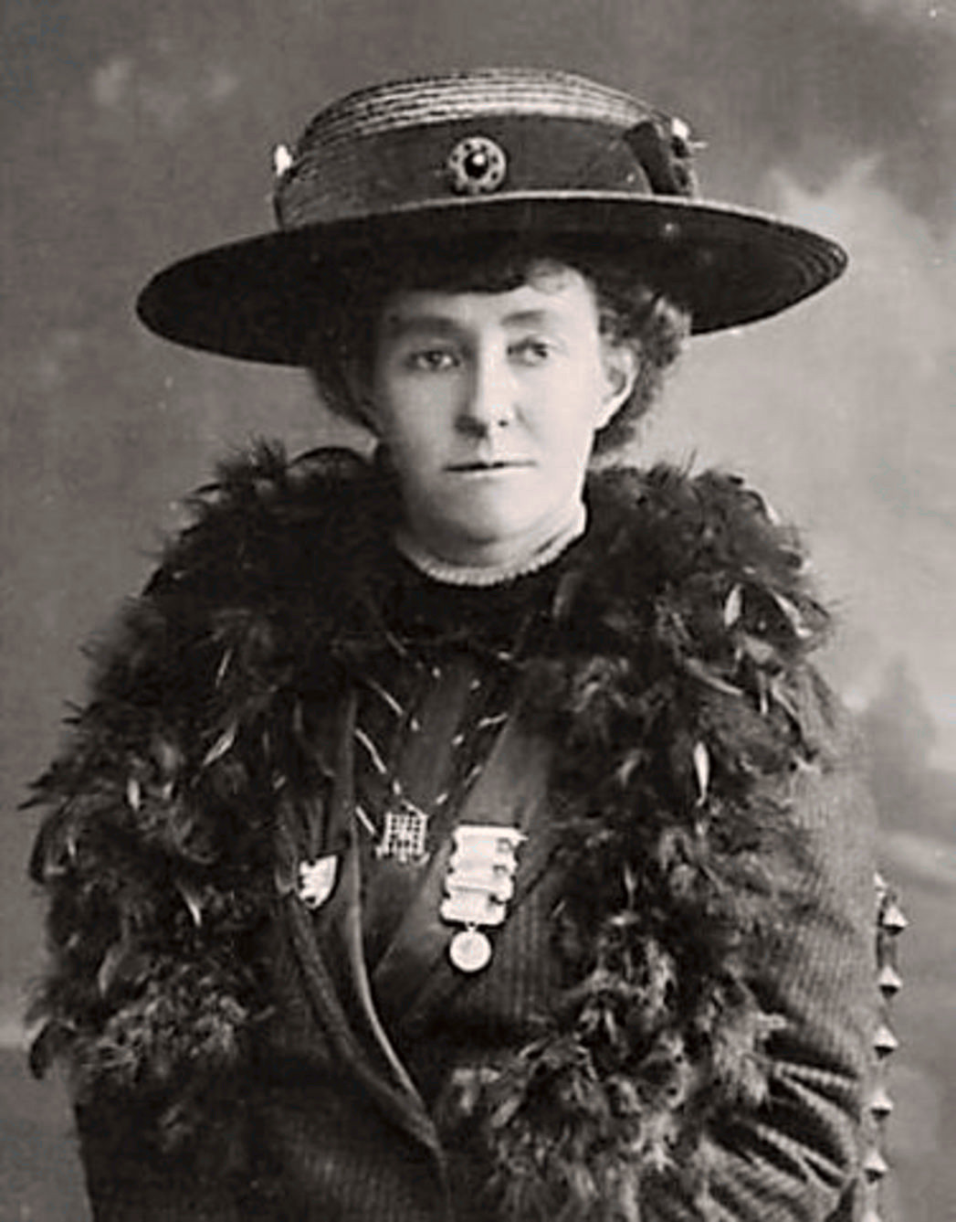 Emily Davison - Wikipedia