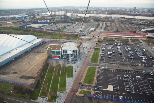 File:Emirates Air Line terminal - geograph.org.uk - 3270910.jpg