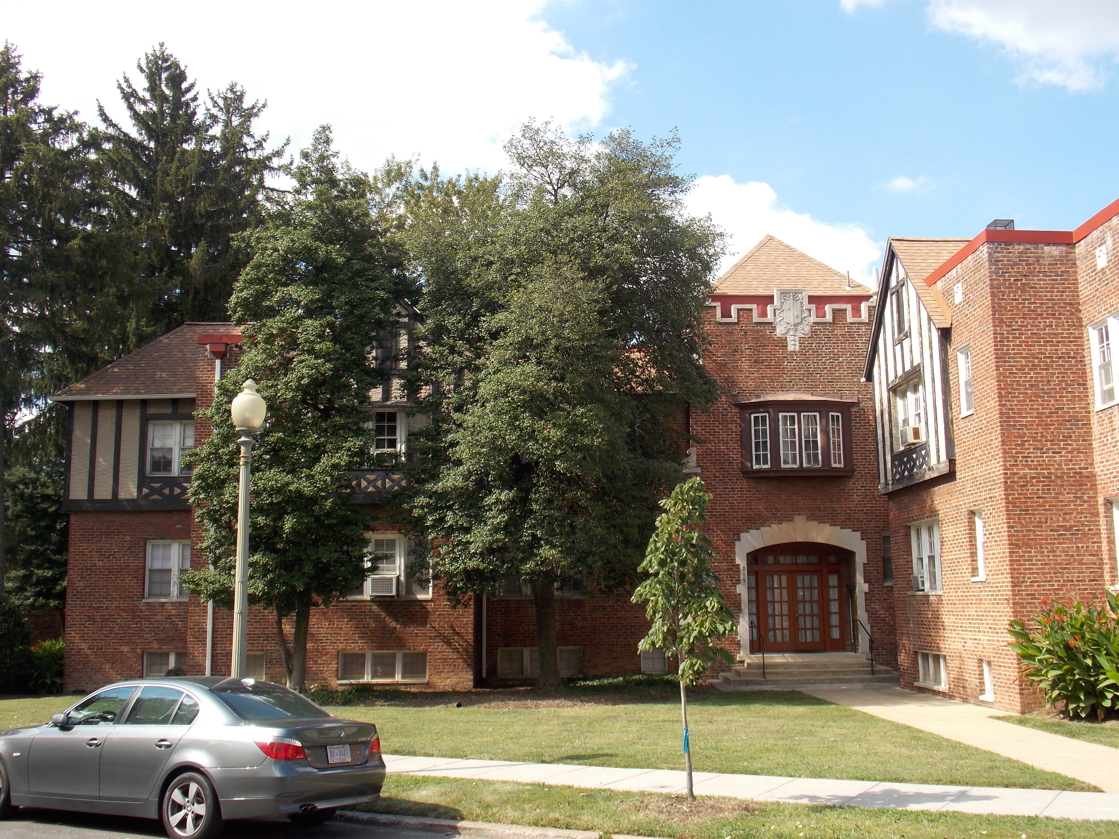 Hampshire Garden Apartment Buildings Wikipedia