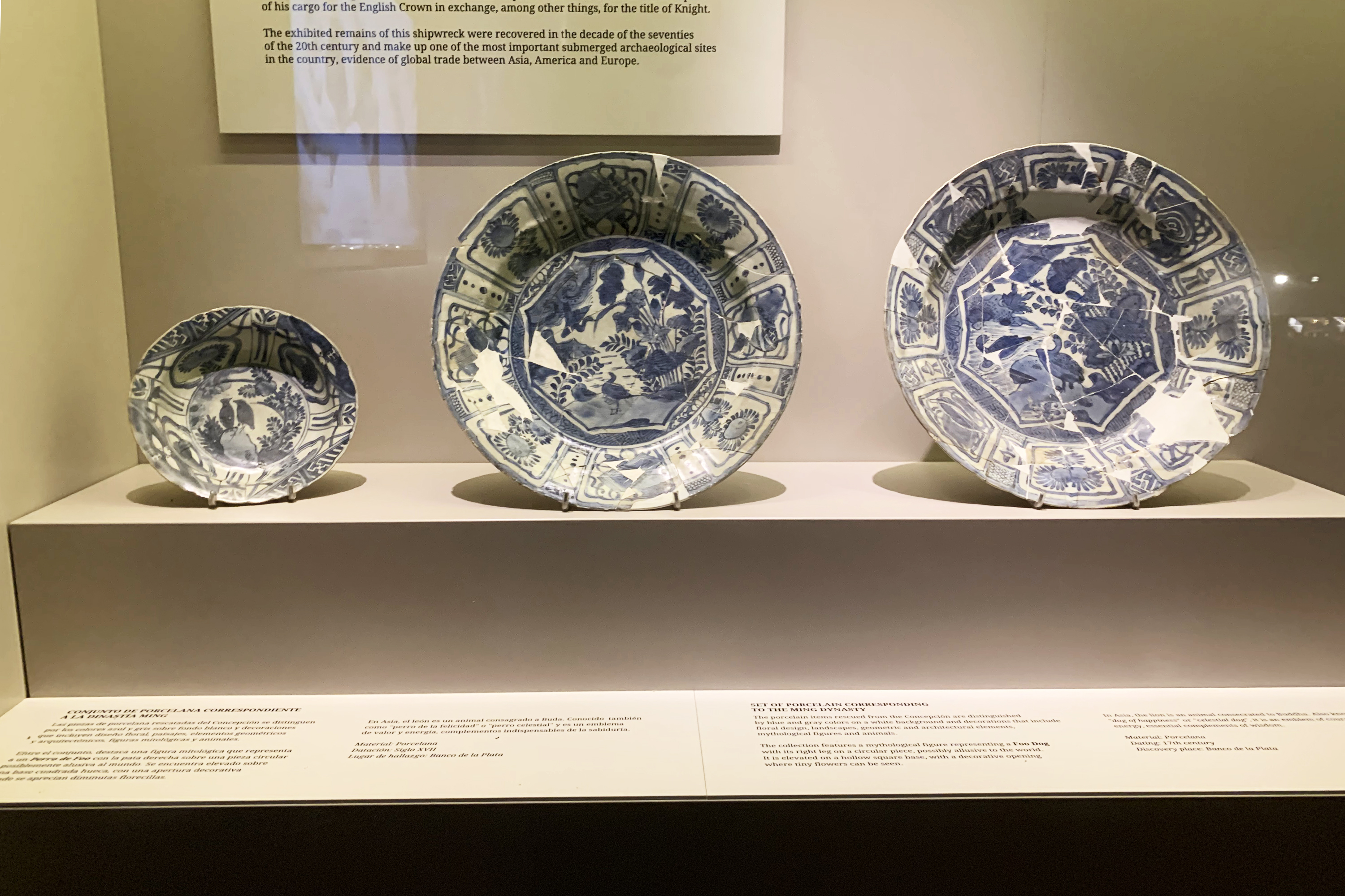 File:Ming Dynasty porcelain Museo Atarazanas Reales CCSD 12 2019  -  Wikimedia Commons