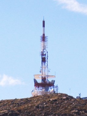 File:Patscherkofel-Sendemast.jpg