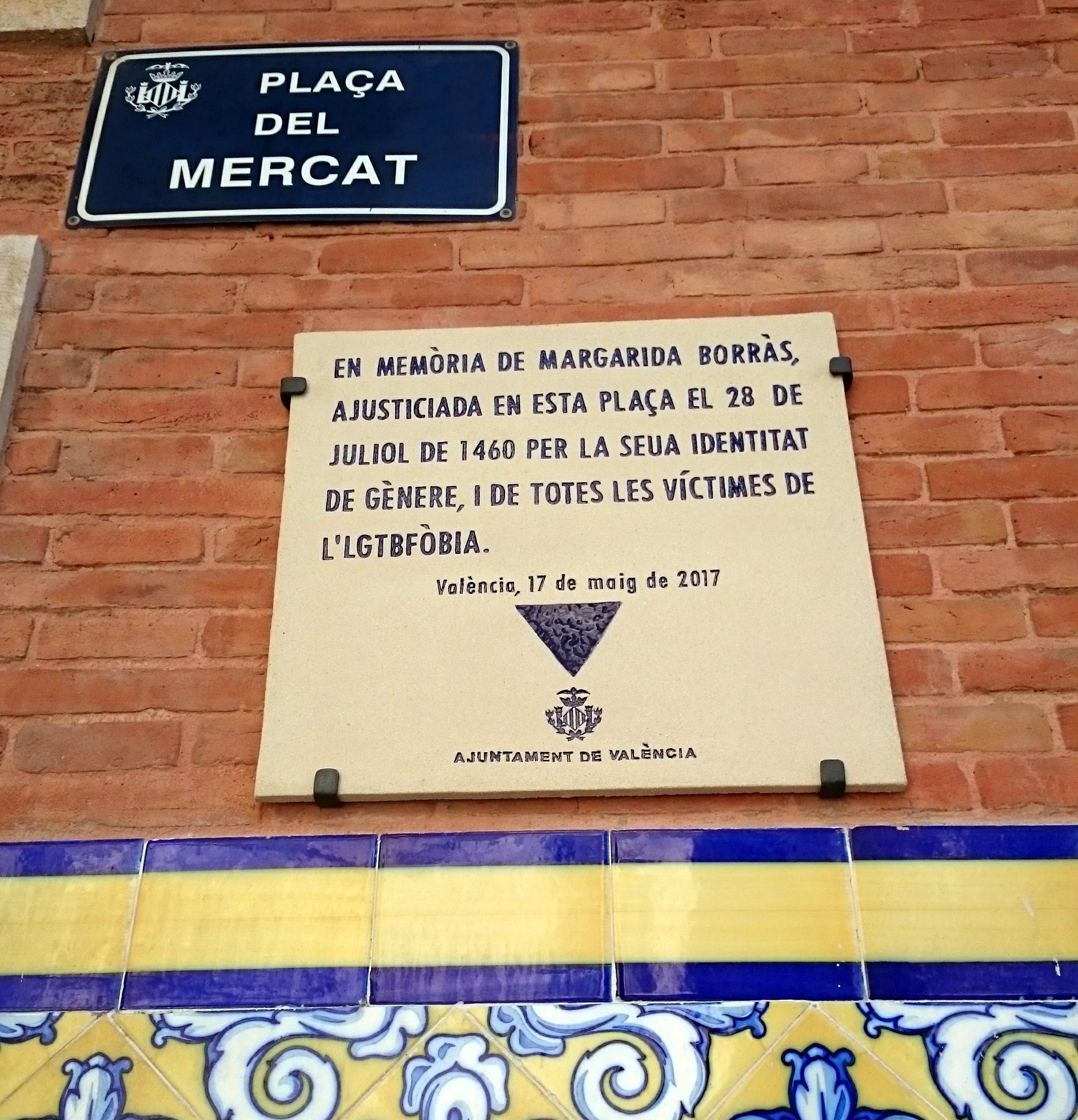 File:Placa homenatge a Margarida Borràs a València.jpg - Wikimedia Commons
