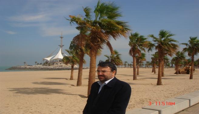 File:S.M.Hosseini in Sharqia Saoudi Arabia.JPG