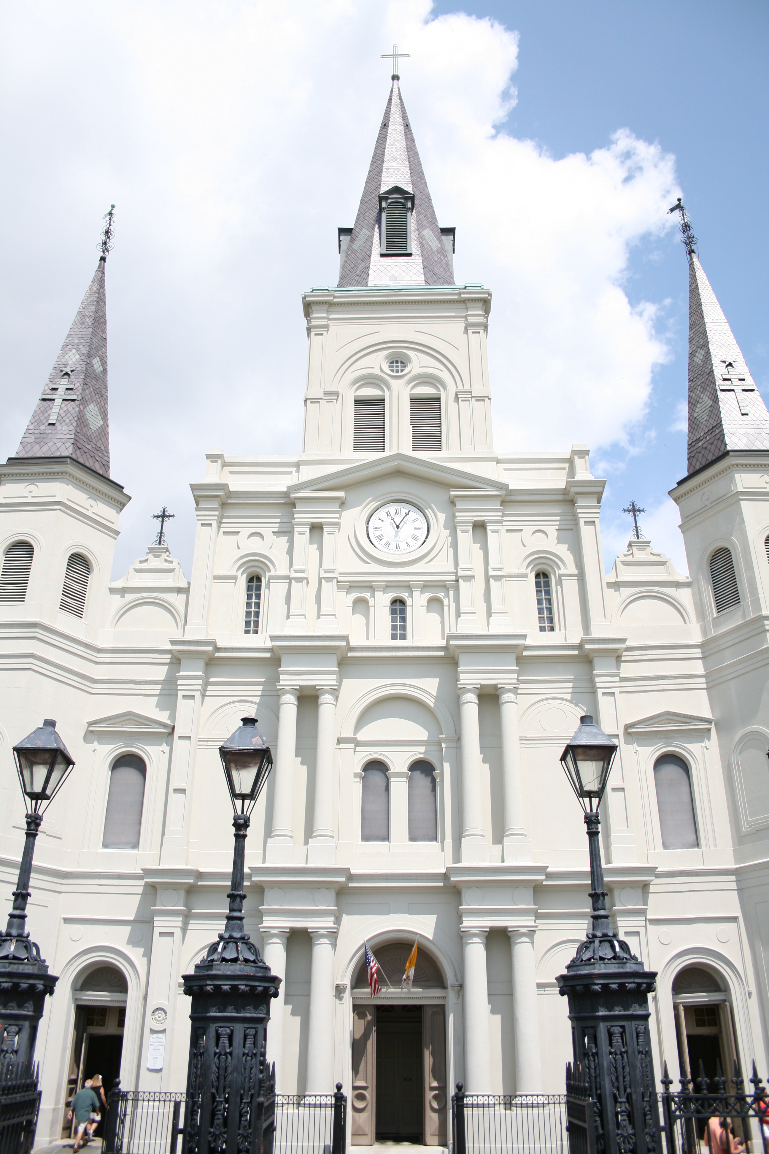 File:Saint Louis Cathedral, New Orleans, 0 - Wikimedia Commons