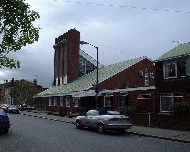 File:St John's Peckham - geograph.org.uk - 542811.jpg