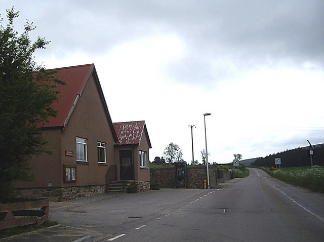 File:Strachan Village Hall - geograph.org.uk - 1906766.jpg