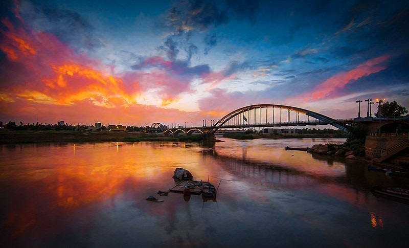 File:Ahvaz in night 03.jpg