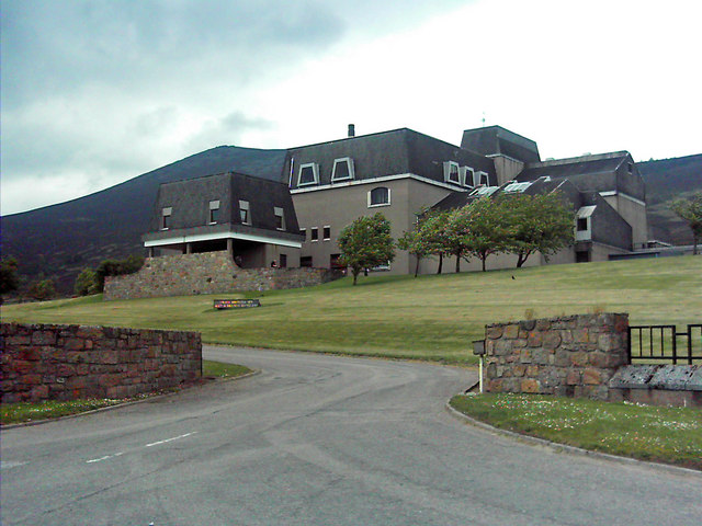 File:Allt-a-Bhainne Distillery - geograph.org.uk - 453469.jpg