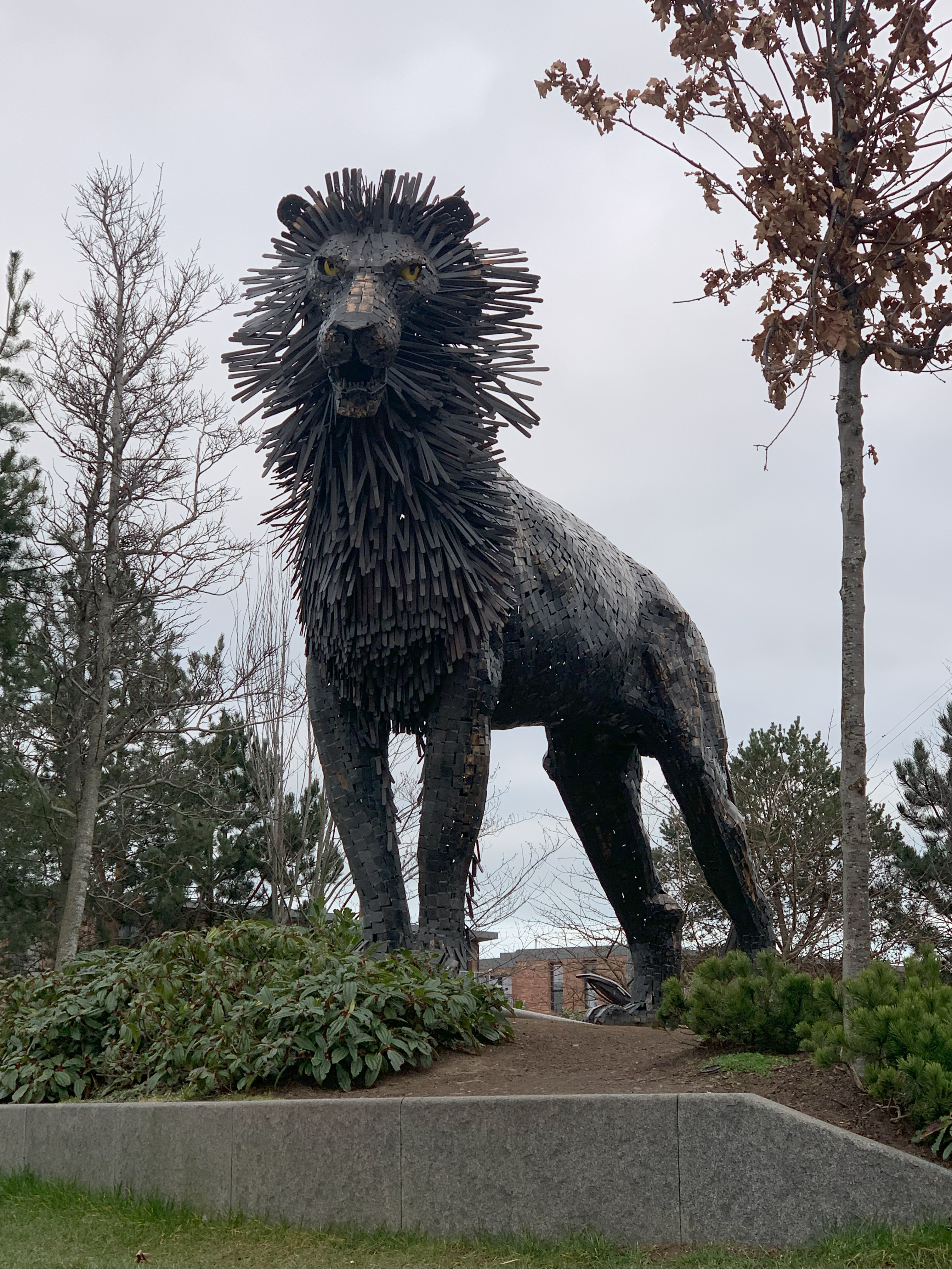 Chronicles of Narnia Girls on Aslan Statue