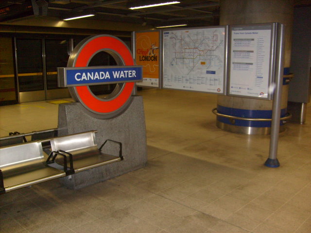 File:Canada Water Roundel 2008.jpg