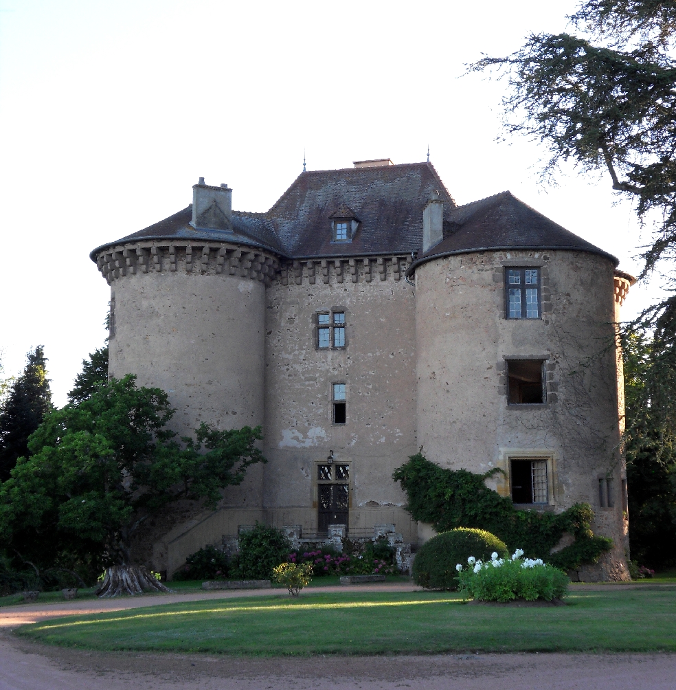 Château de Montaiguët-en-Forez  France Auvergne-Rhône-Alpes Allier Montaiguët-en-Forez 03130