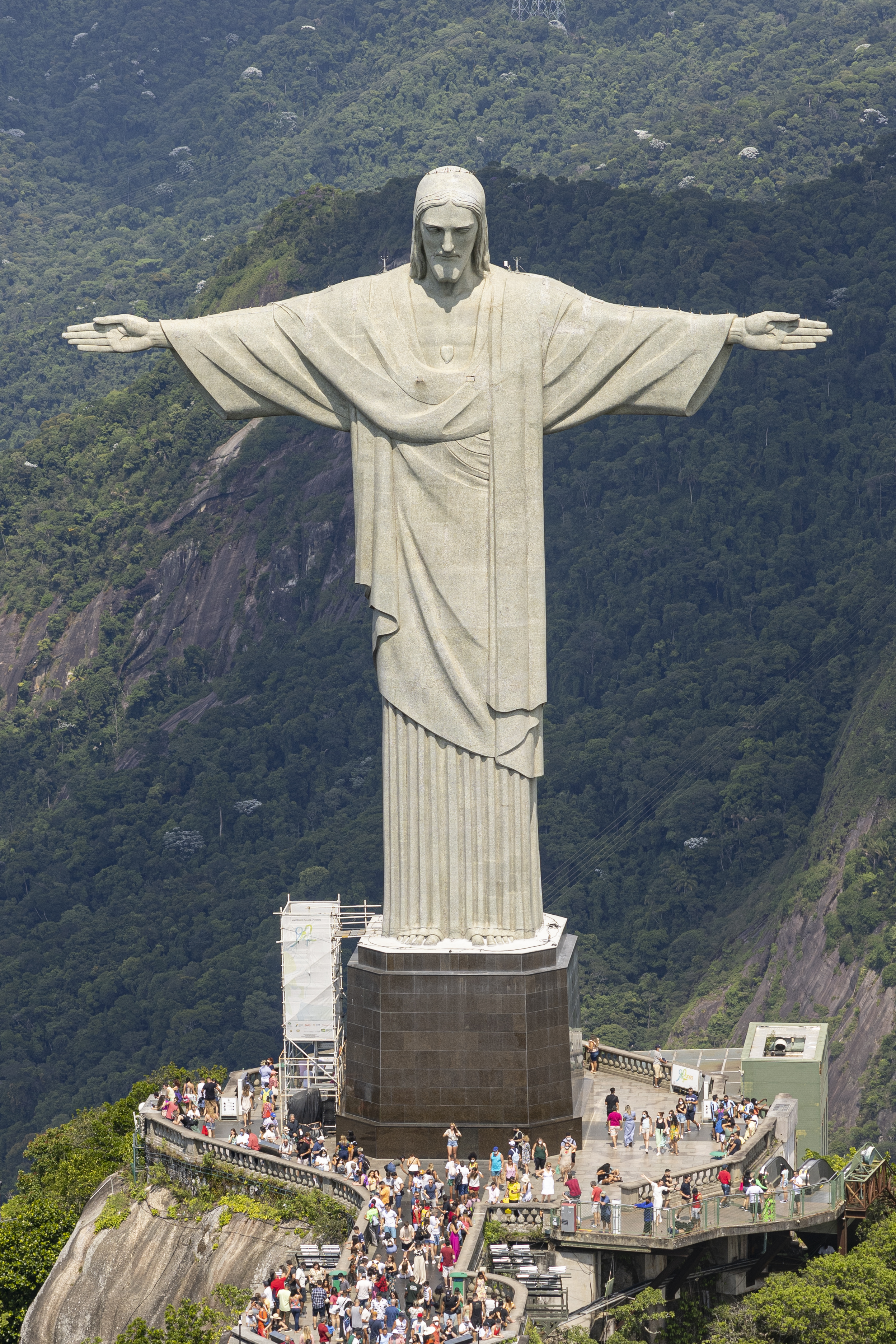 Beigefarbende Christus Figur 22cm Zuckerhut Rio de Janeiro 