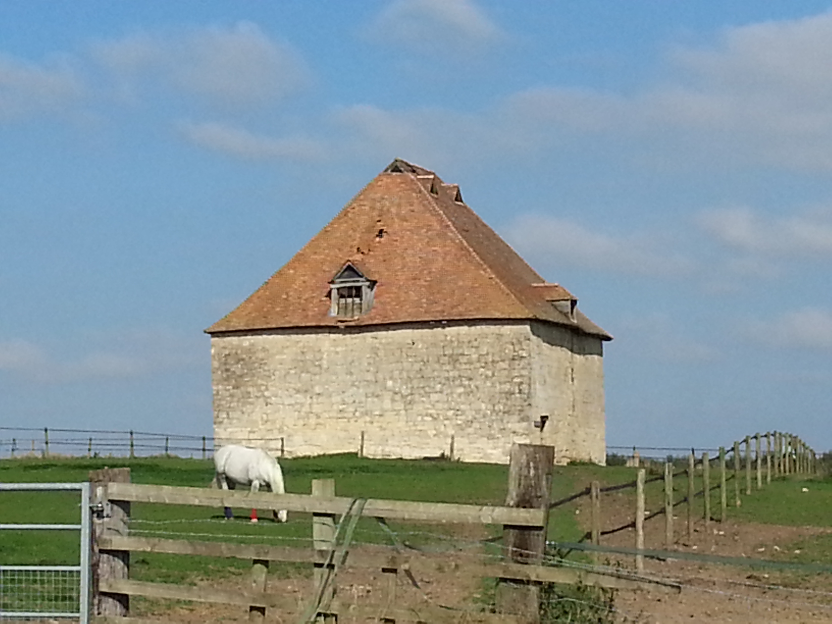 Notley Farm dovecote