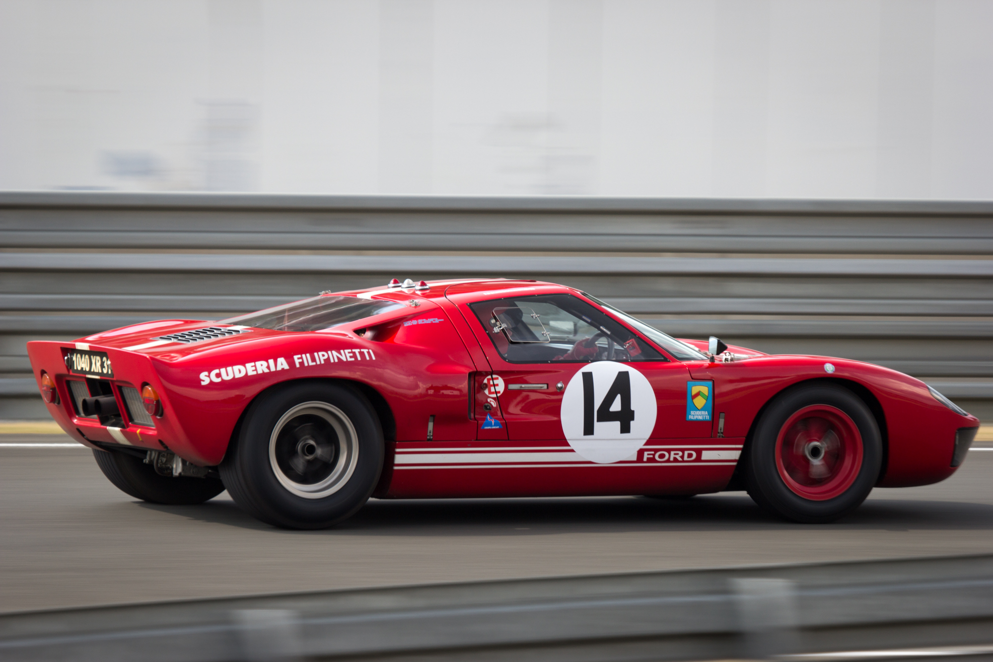 Gran Turismo 2 - Ford GT40 ´66 - Red Rock Valley Speedway 