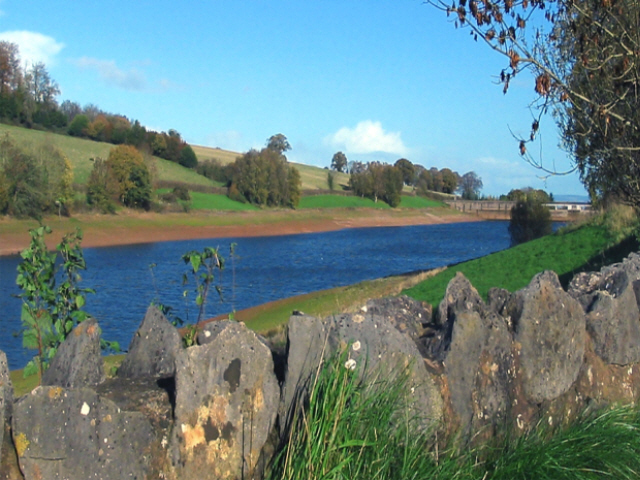 Hawkridge Reservoir - geograph.org.uk - 1006623