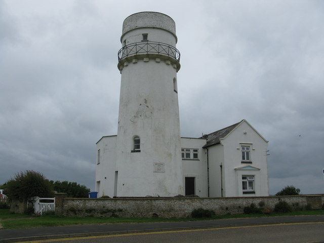 File:Hunstanton Lighthouse - geograph.org.uk - 4041743.jpg