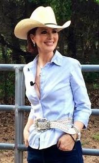 Janine Turner At Her Ranch (cropped).jpg