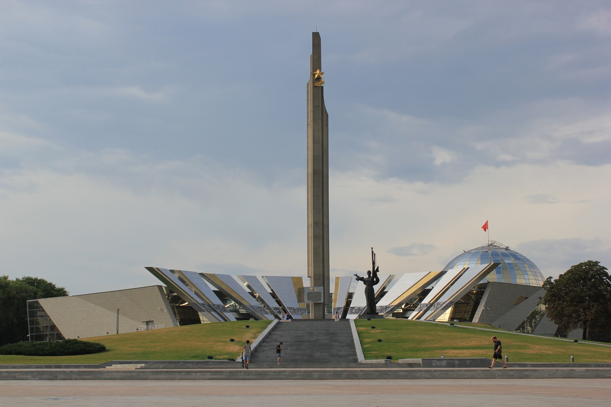 File:IS-2 model 1944 in the Great Patriotic War Museum 5-jun-2014.jpg -  Wikimedia Commons