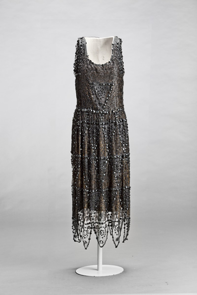 File:Museo del Traje - MT106249 - Vestido largo.jpg