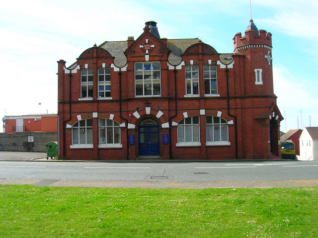 File:Old Town Hall, Albion Street - geograph.org.uk - 488711.jpg