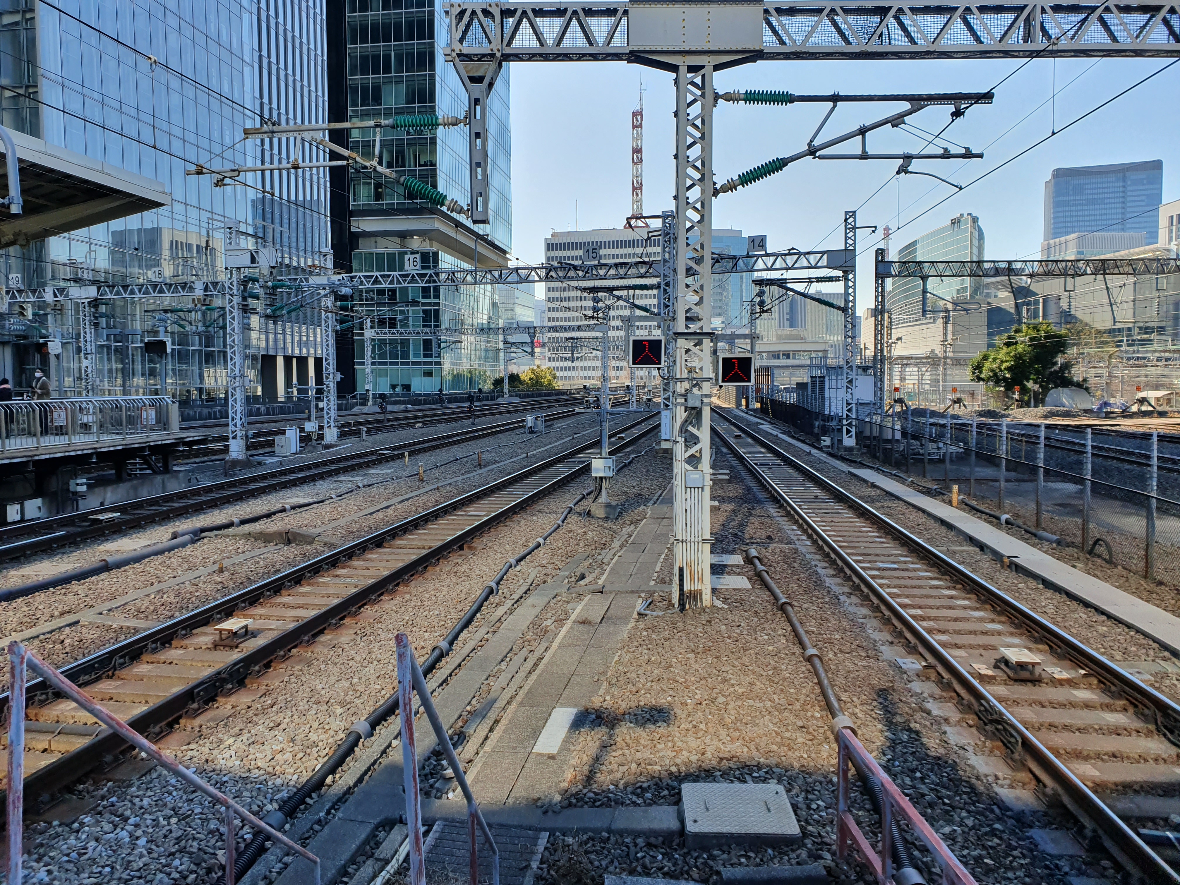 Tokyo station. Станция Токио. ЖД станция Токио (Япония);. Shinkansen Tokyo Station. Маленькая ЖД станция Tokyo.