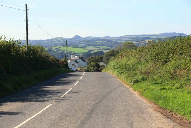 File:The approach towards Tywardreath - geograph.org.uk - 1550997.jpg