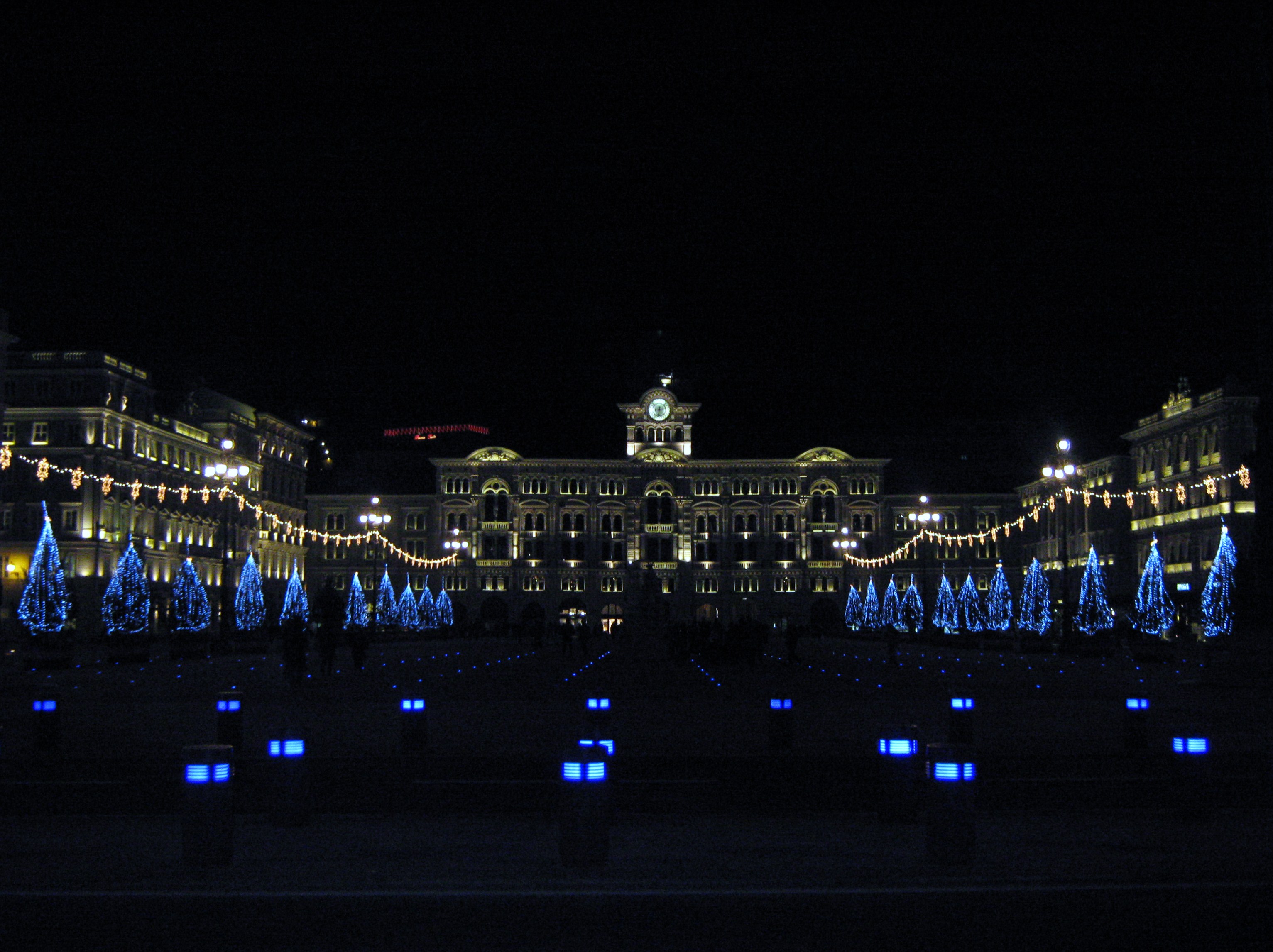 I Natale.File Trieste A Natale Piazza Dell Unita D Italia Panoramio Jpg Wikimedia Commons