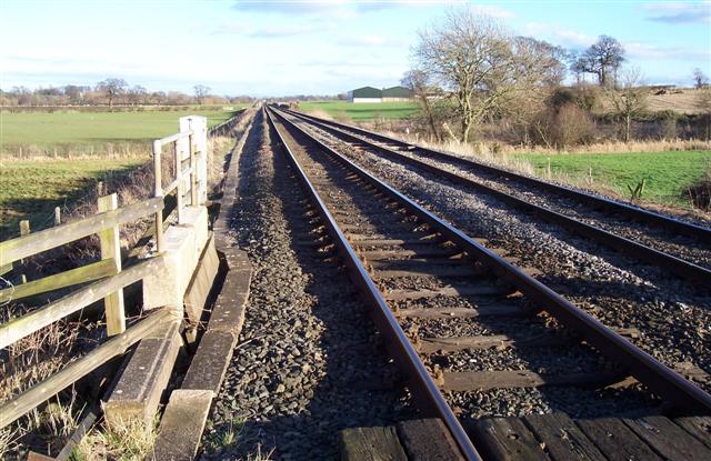 File:Up the line to Carlisle. - geograph.org.uk - 119451.jpg