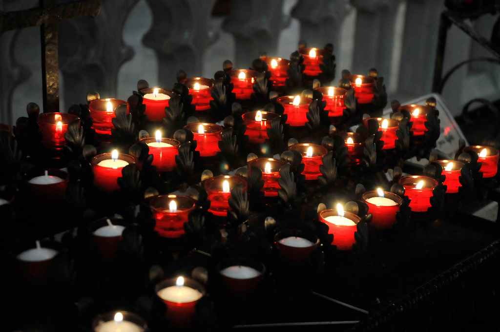 Candele votive, Candeline votice