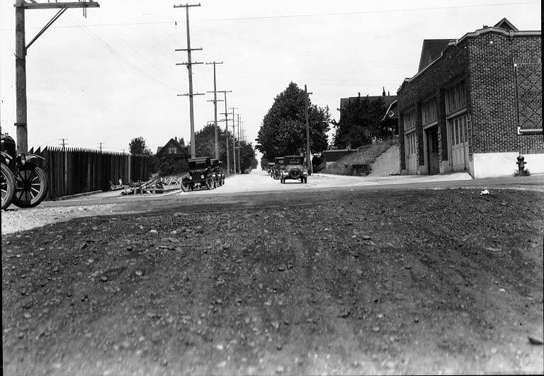 File:Woodlawn Ave N from N 34th St, June 14, 1927 (SEATTLE 490).jpg