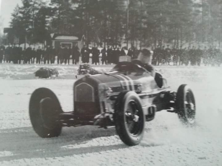 File:1936-02-16 Hörken WINNER Alfa 8C Bjørnstad.jpg