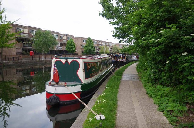 File:A Long Way From Home - geograph.org.uk - 3985215.jpg