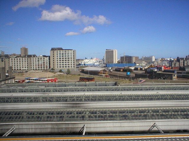 File:Aberdeen Railway Station - geograph.org.uk - 273278.jpg