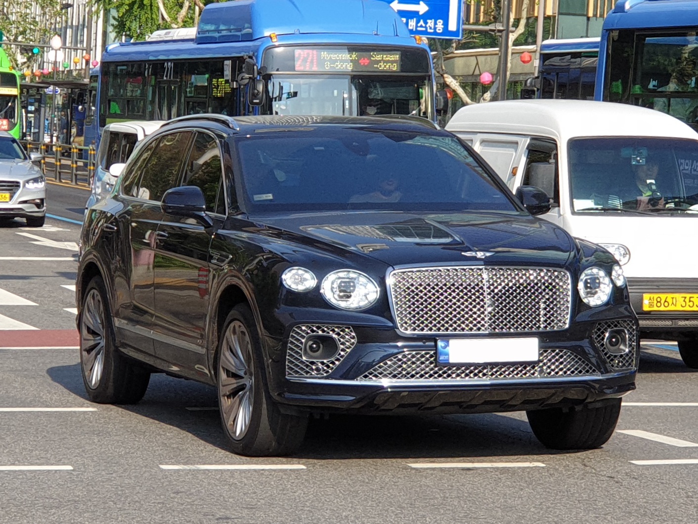 Bentley Bentayga v8