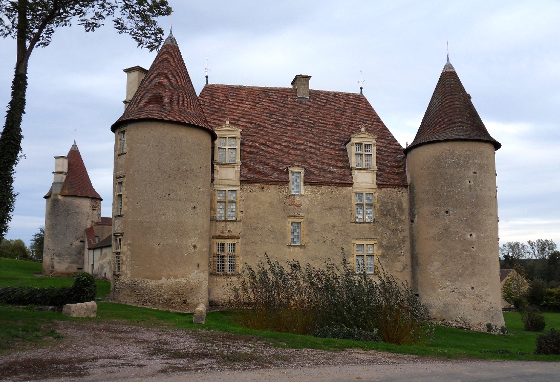 Château de Chareil-Cintrat  France Auvergne-Rhône-Alpes Allier Chareil-Cintrat 03140