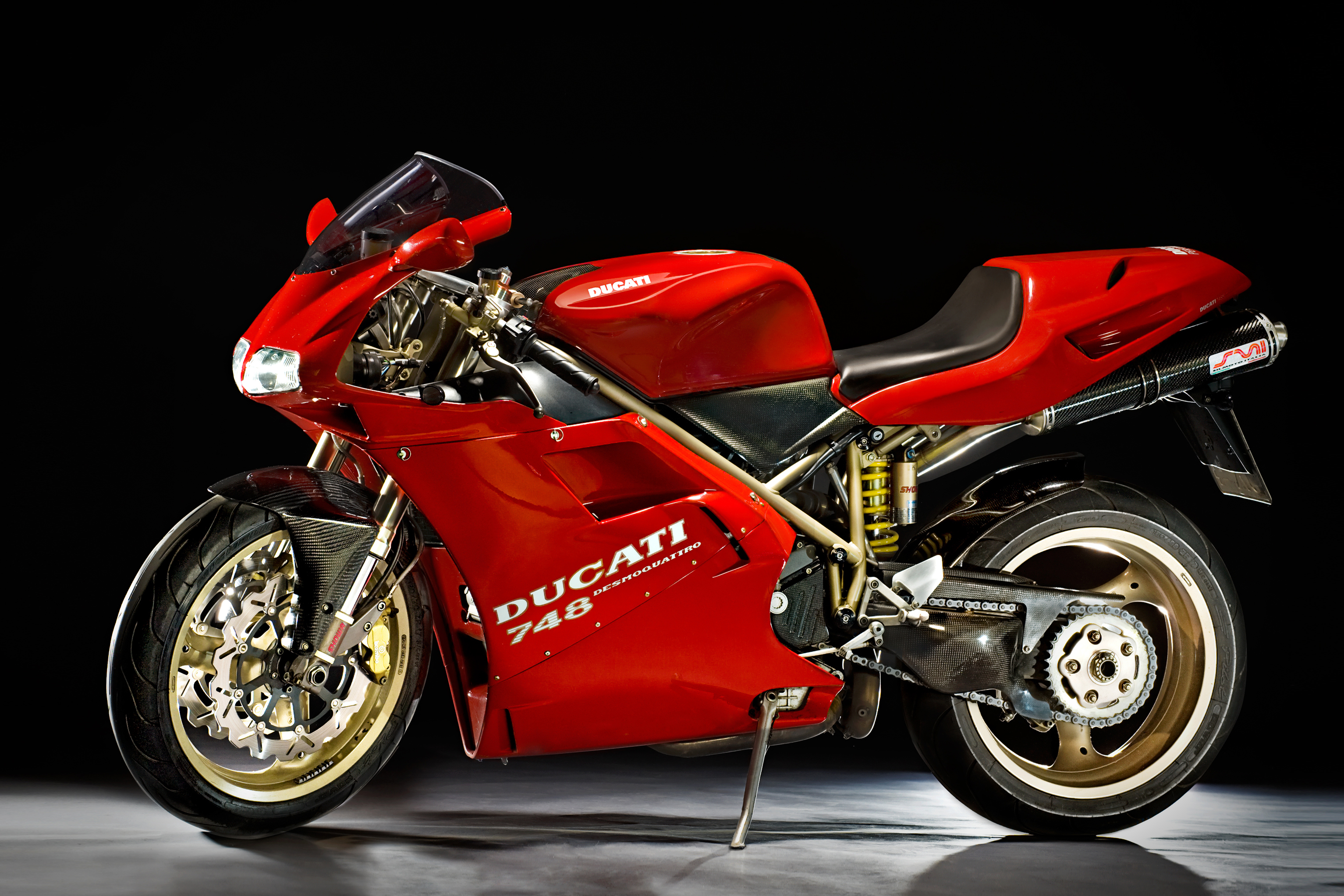 Ducati 748 - Wikipedia