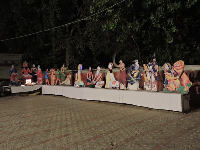 File:Exhibition of Sikh history in Gurdwara on Diwali festival in village Chilla,Punjab,India.jpg