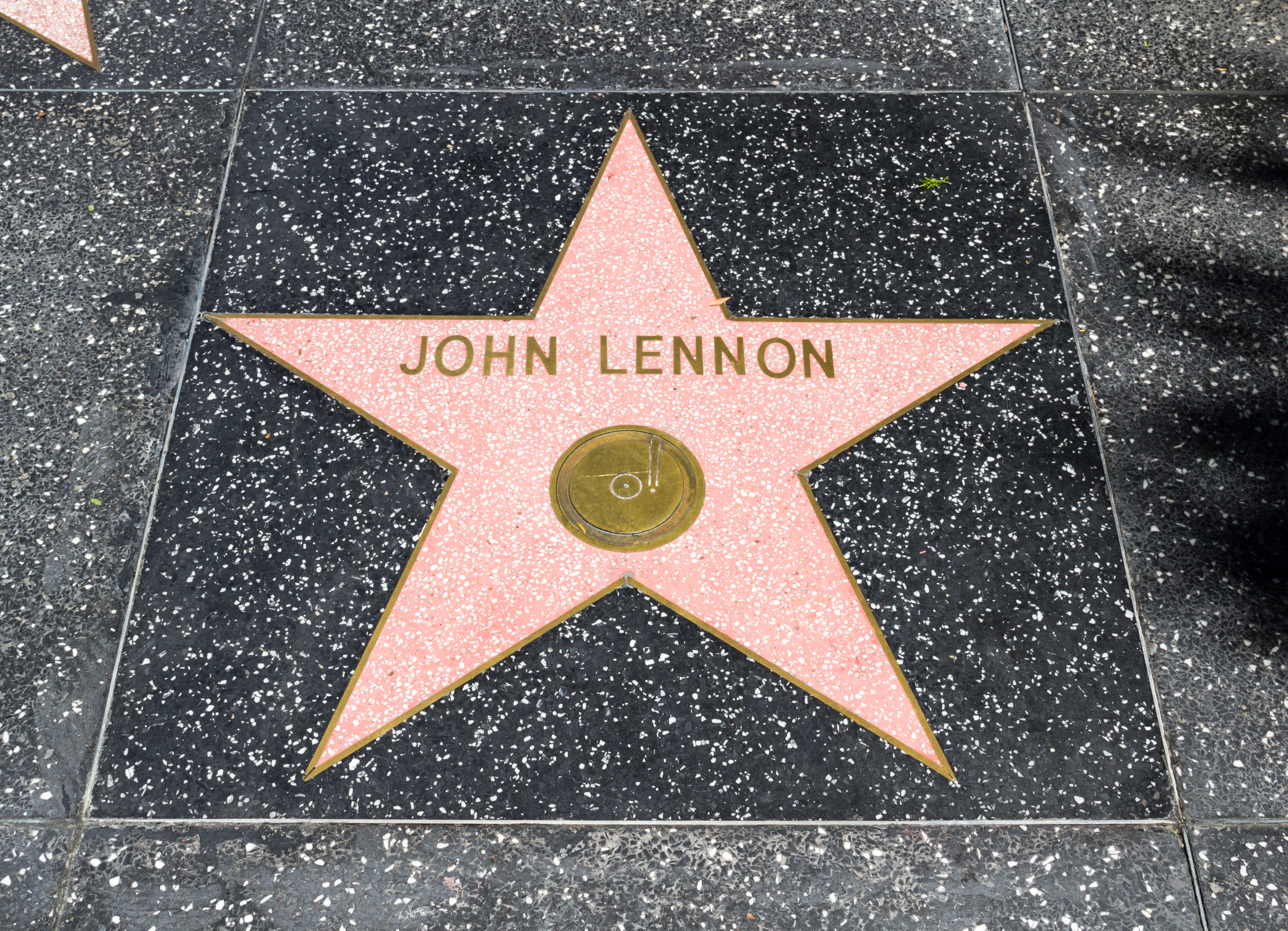 Estrella de John Lennon en el Paseo de la Fama de Hollywood.