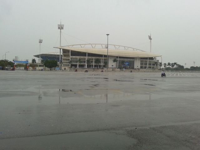 File:My Dinh National Stadium (11 November 2012).jpg